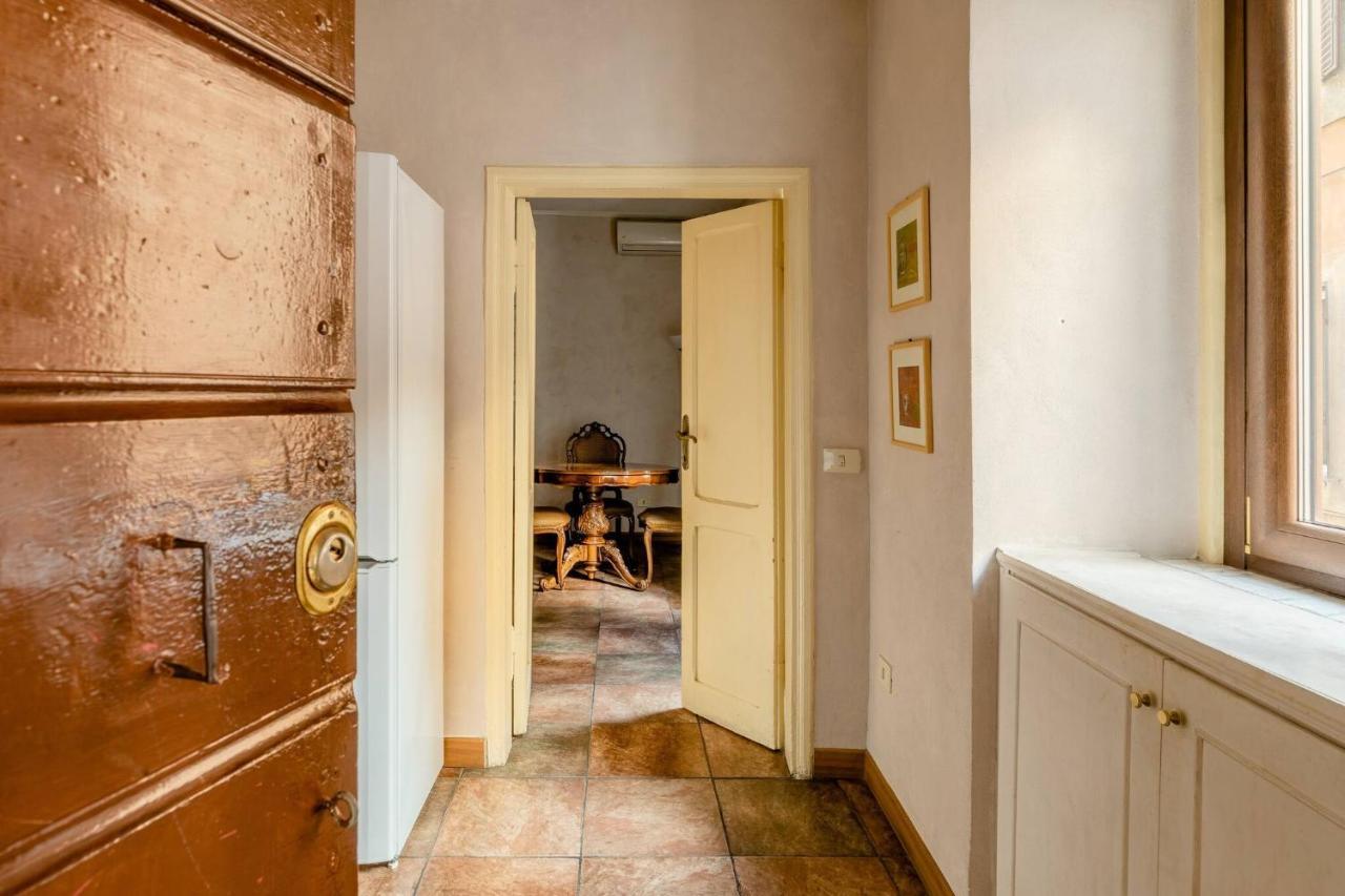Rome Right In The Ancient Historical Center Two Bedrooms Two Bath, Up To 6 Pax المظهر الخارجي الصورة