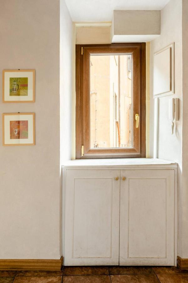 Rome Right In The Ancient Historical Center Two Bedrooms Two Bath, Up To 6 Pax المظهر الخارجي الصورة